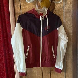 Nike windbreaker